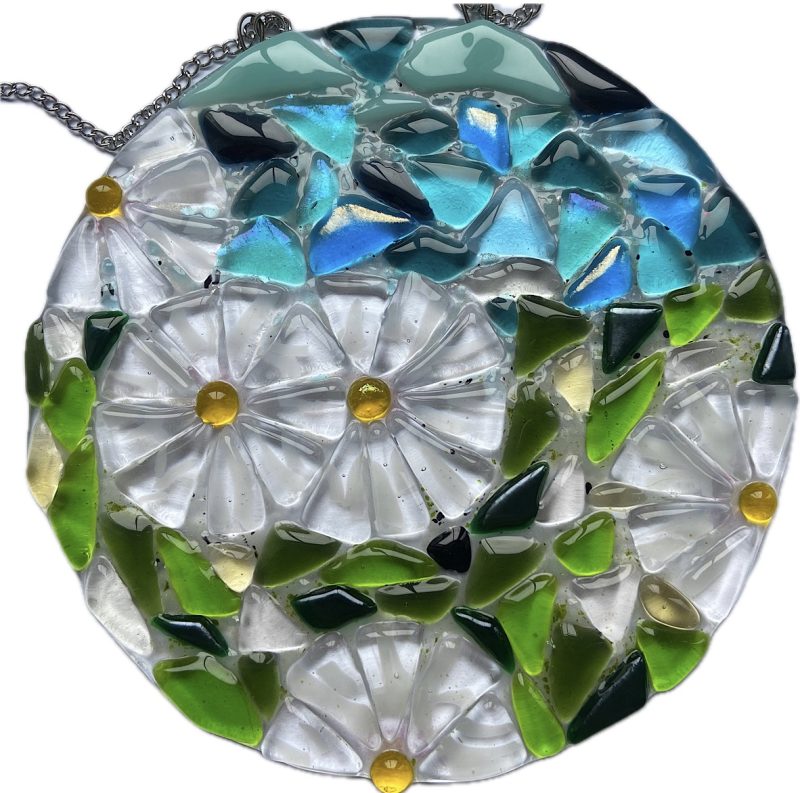 Fused glass daisy inspired suncatcher
