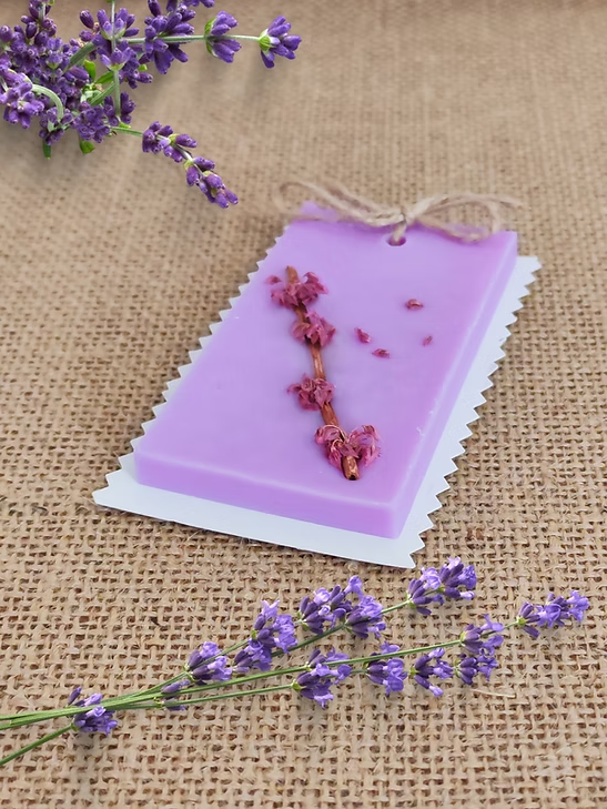 Lavender Soy Wax Wardrobe Freshener – natural scented wardrobe