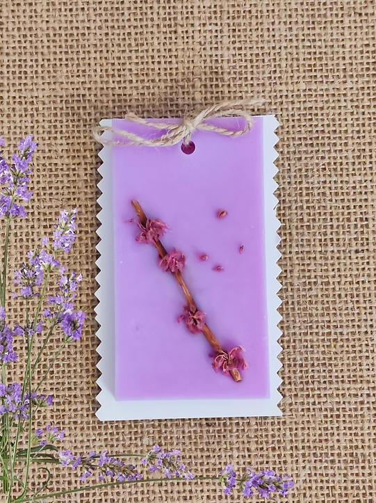 Lavender Soy Wax Wardrobe Freshener – natural scented wardrobe