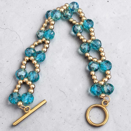 Elegant Teal and Gold-Tone Beaded Bracelet
