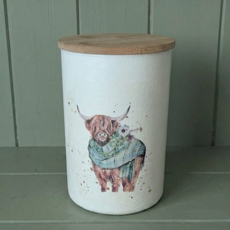 Highland Cow Cottage Storage Jar with Bamboo Lid