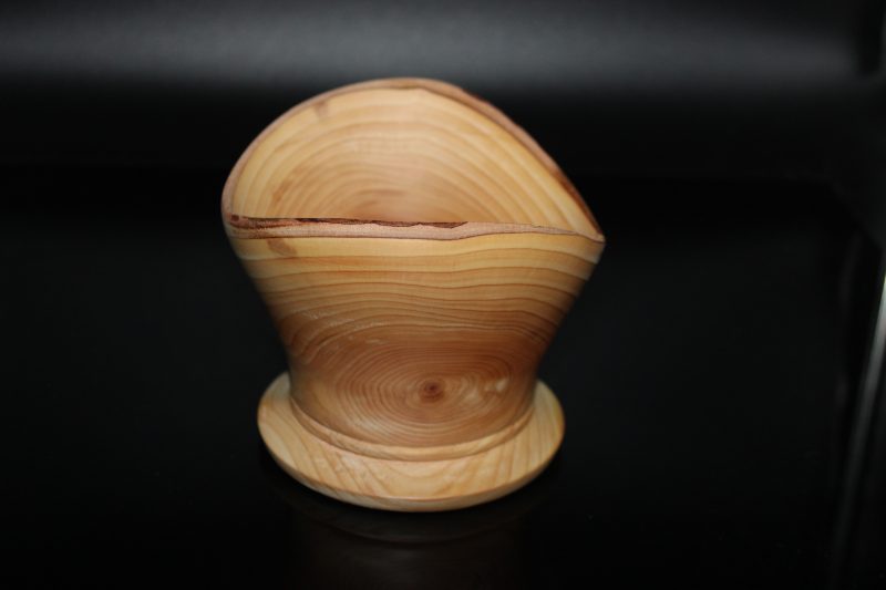 Cedar Wavey Pot - Natural Edge