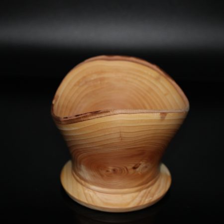 Cedar Wavey Pot - Natural Edge