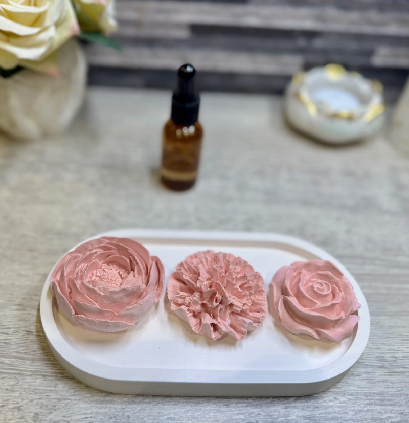 Peony, carnation and rose essential oil diffuser set with tray| Handcrafted special gift for her.
