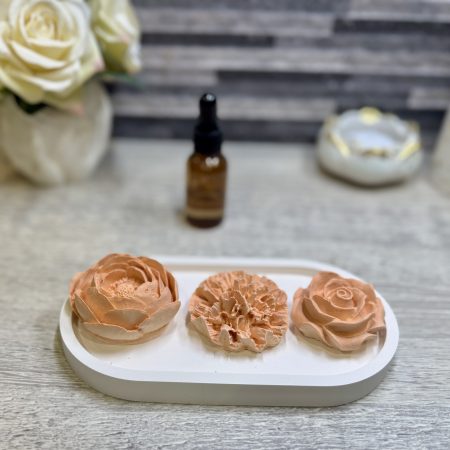 Peony, carnation and rose essential oil diffuser set with tray| Handcrafted special gift for her.