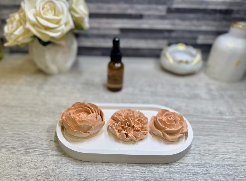 Peony, carnation and rose essential oil diffuser set with tray| Handcrafted special gift for her.