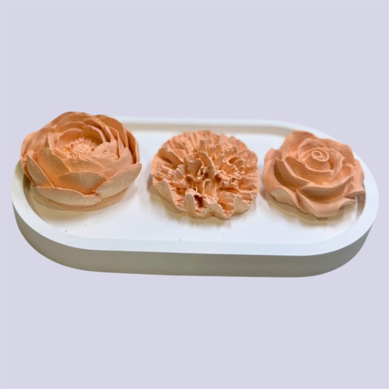 Peony, carnation and rose essential oil diffuser set with tray| Handcrafted special gift for her.