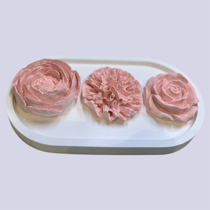 Peony, carnation and rose essential oil diffuser set with tray| Handcrafted special gift for her.