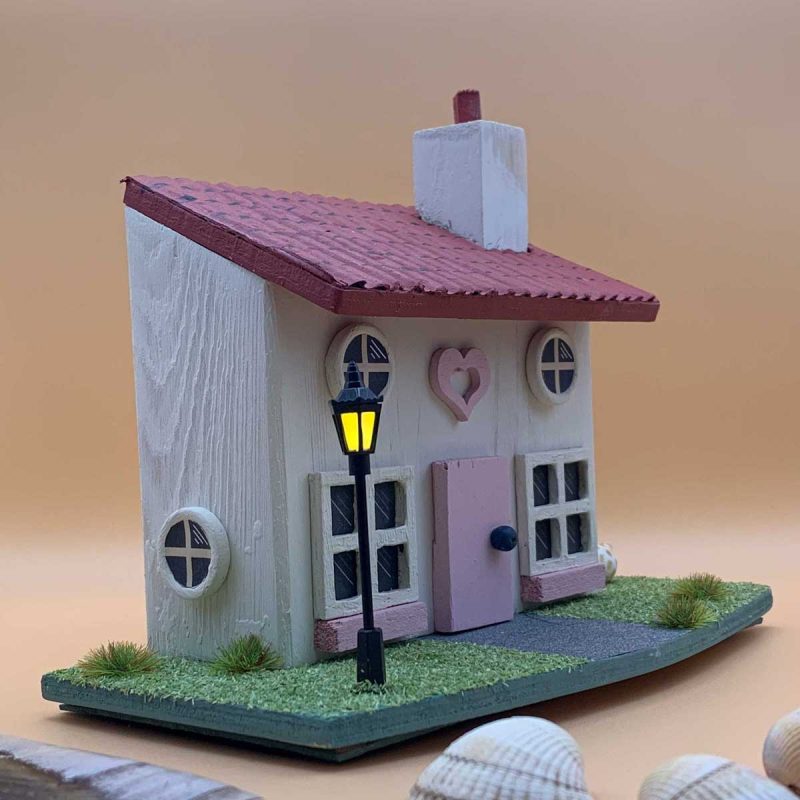 Handmade wooden Shell Cottage ornament - Deluxe edition with working lamp