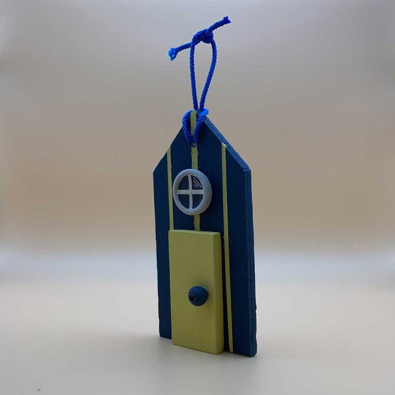 Beach hut wooden ornament