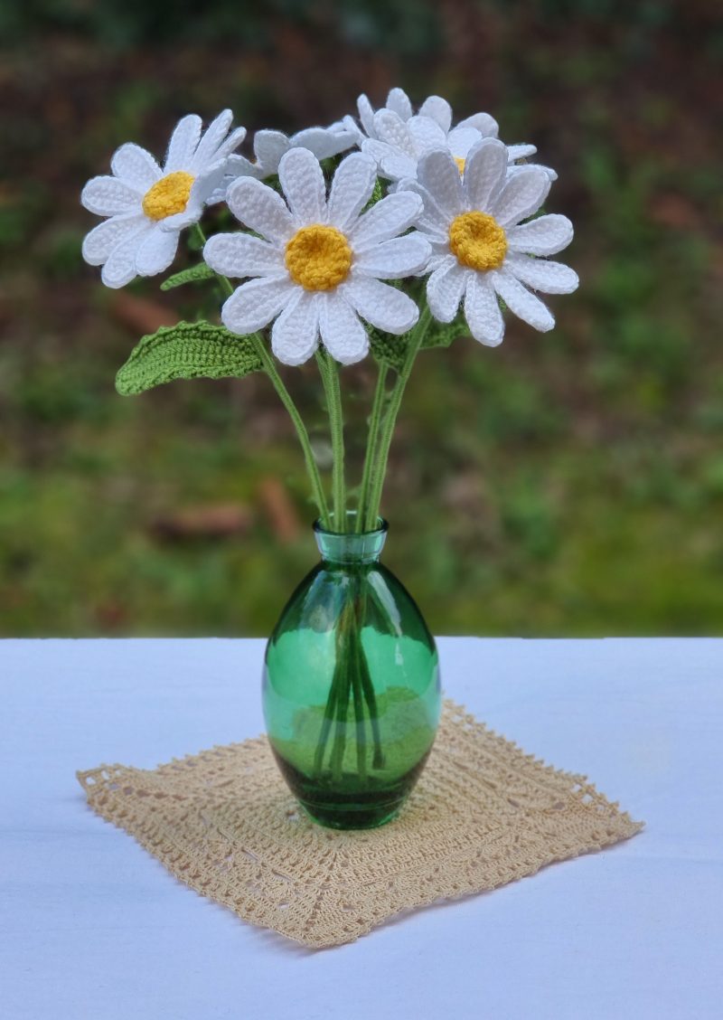 Handmade Daisy Flower Bouquet (6 Pieces) – Cute Home Décor