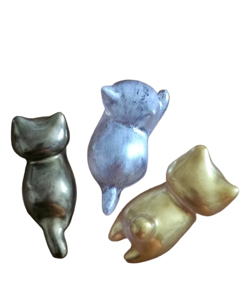handcrafted metallic resin cat trio ( 3 piece set)