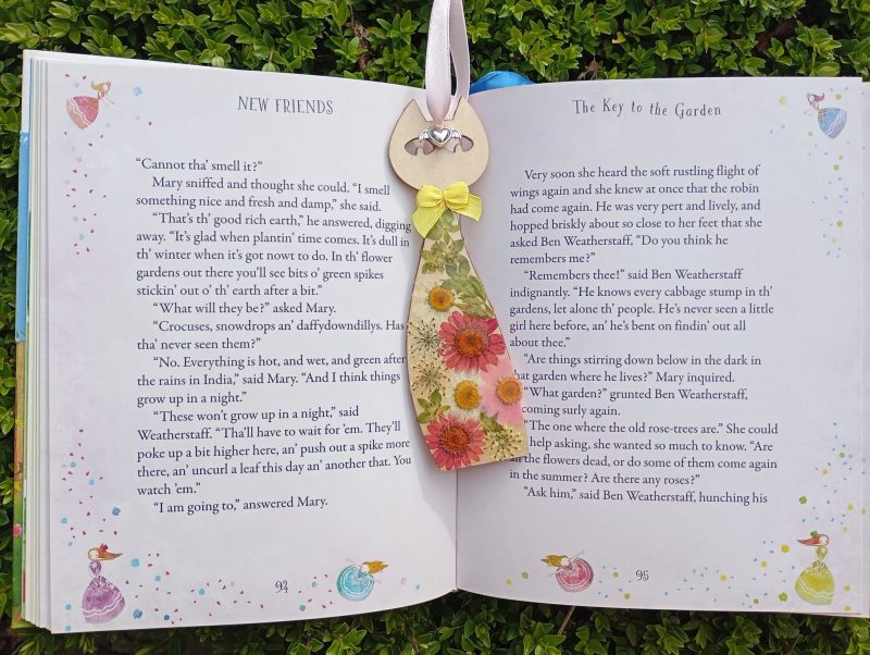 Handmade Natural Wood & Real Floral Bookmark