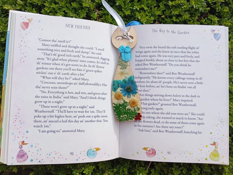 Handmade Natural Wood & Real Floral Bookmark