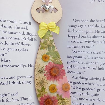 Handmade Natural Wood & Real Floral Bookmark