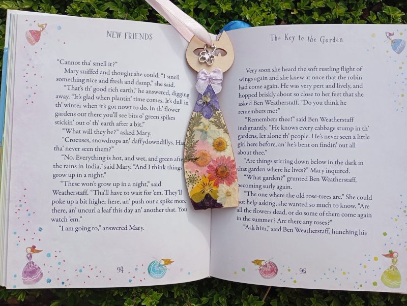 Handmade Natural Wood & Real Floral Bookmark