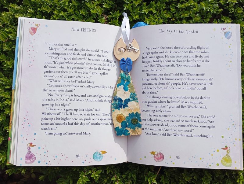 Handmade Natural Wood & Real Floral Bookmark