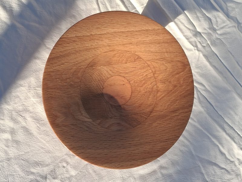 Platter on pedestal