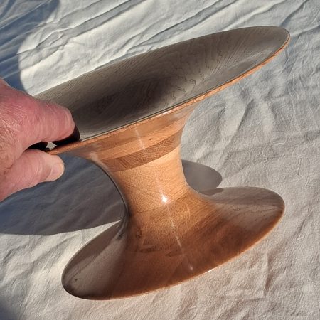 Platter on pedestal