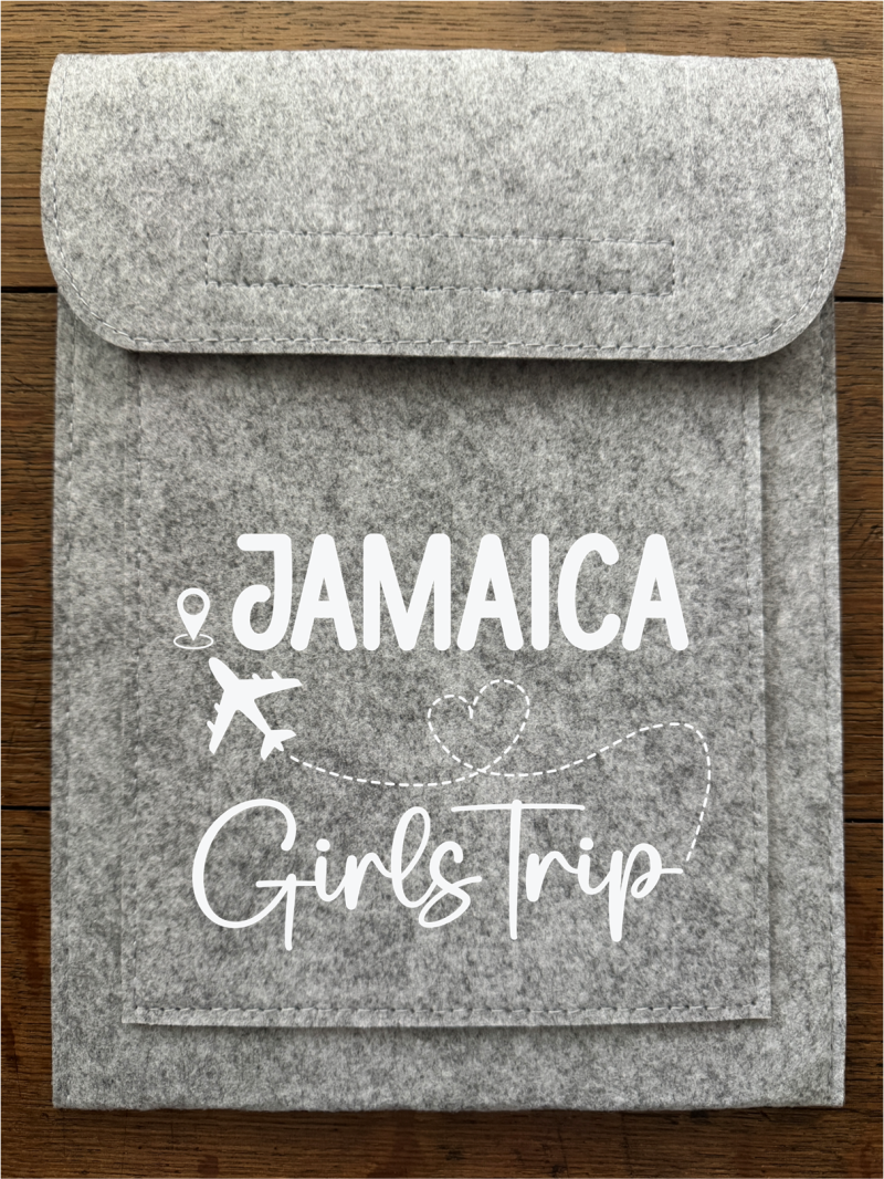 Felt Travel Wallet – Tablet / iPad Sleeve with Passport Pocket – Personalised Travel Organiser