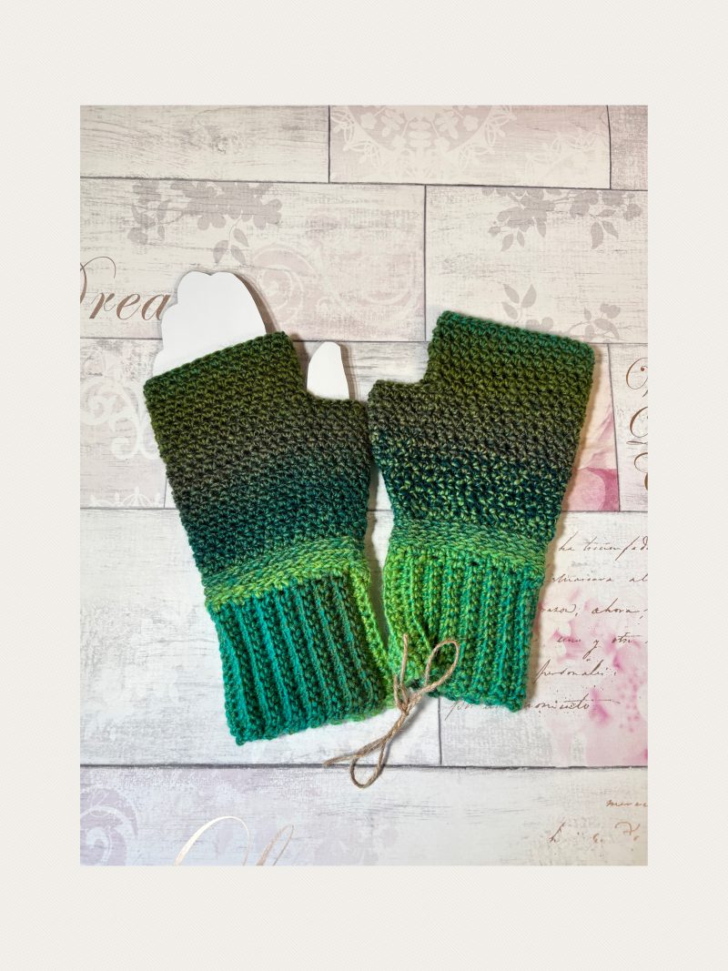 Crocheted Fingerless Gloves / Mittens