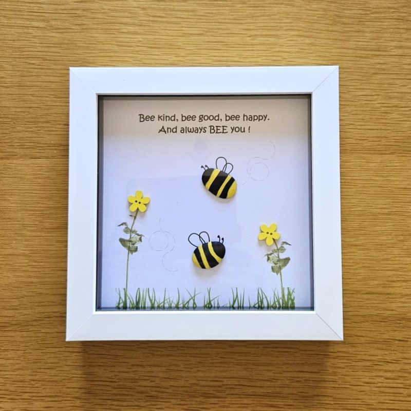 Presents for Bee lovers l Bee pebble art picture