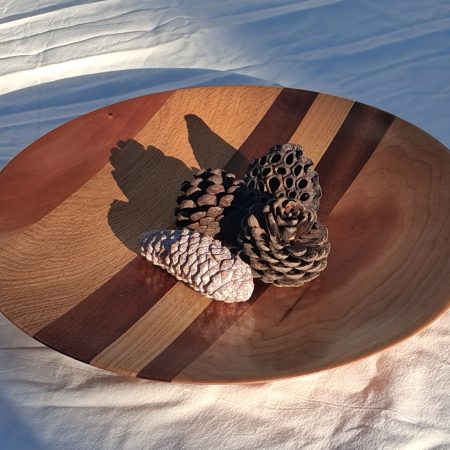 Jointed wood sculptured platter