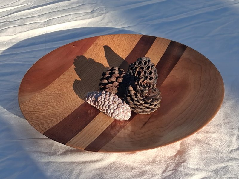 Jointed wood sculptured platter