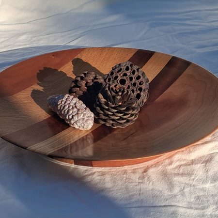 Jointed wood sculptured platter