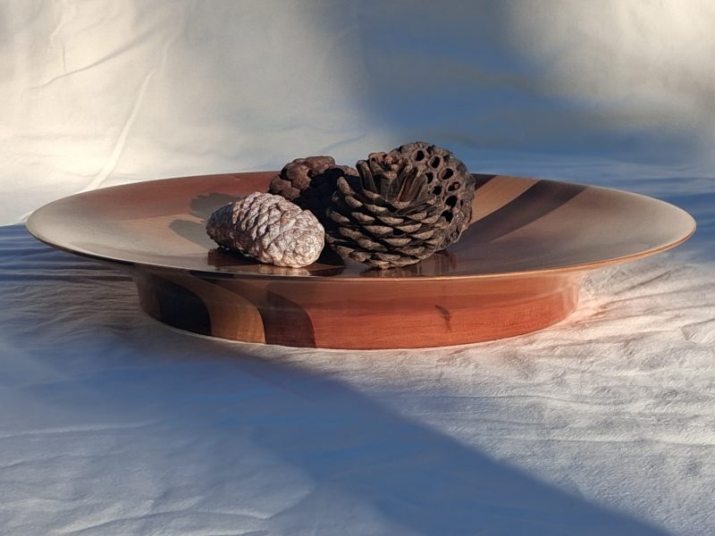 Jointed wood sculptured platter