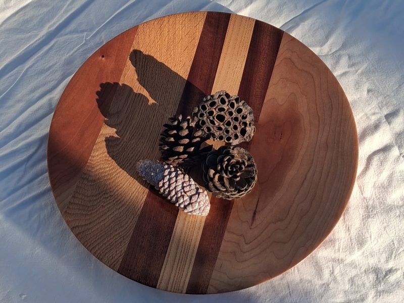 Jointed wood sculptured platter