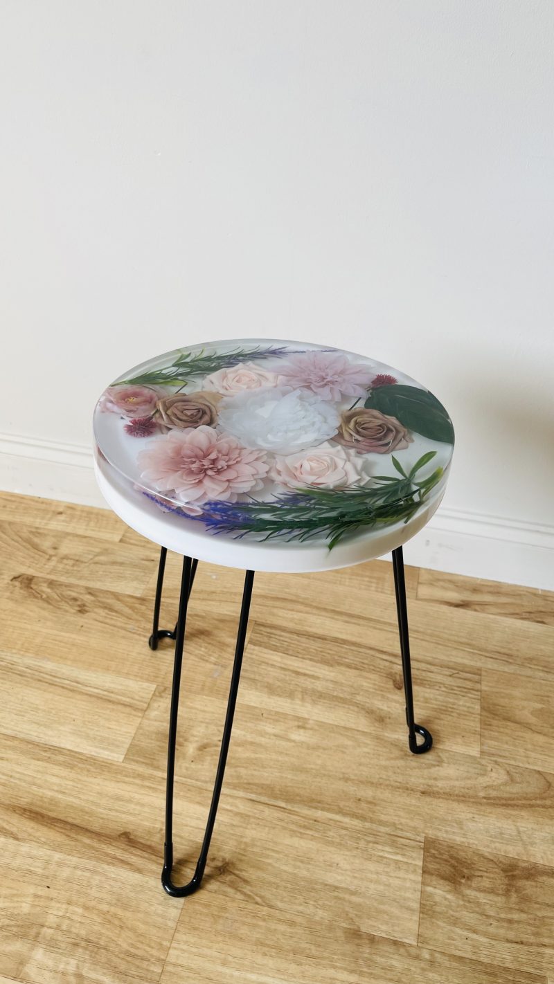 Handmade resin flowered coffee/ end table