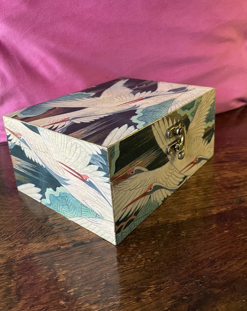 Japanese Collection: Japanese Tsuru, Cranes, Découpage Wooden box