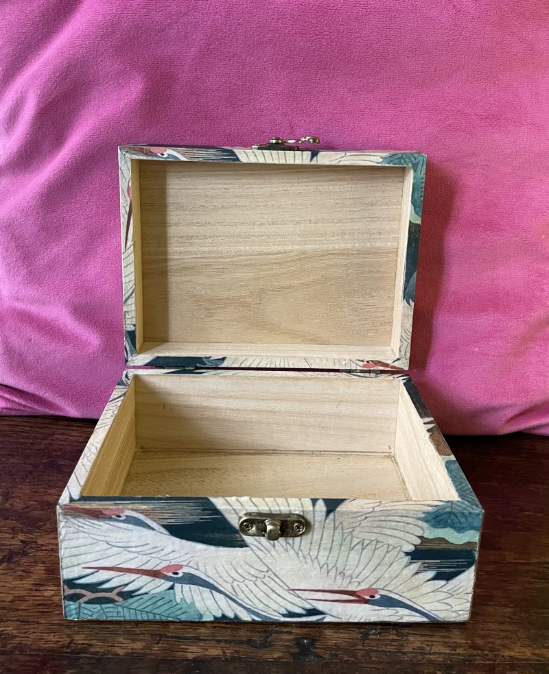 Japanese Collection: Japanese Tsuru, Cranes, Découpage Wooden box