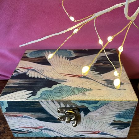 Japanese Collection: Japanese Tsuru, Cranes, Découpage Wooden box