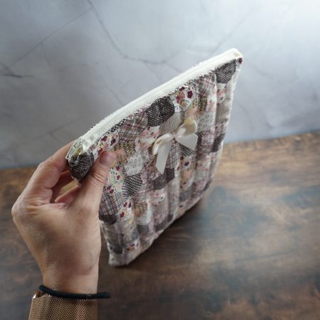 Quilted hexagon ipad case