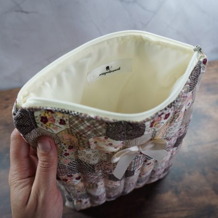 Quilted hexagon ipad case