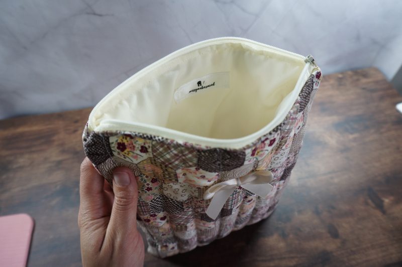 Quilted hexagon ipad case