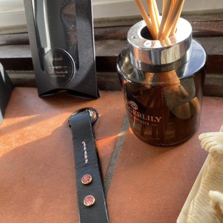 Key ring Leather and Crystal black and pink