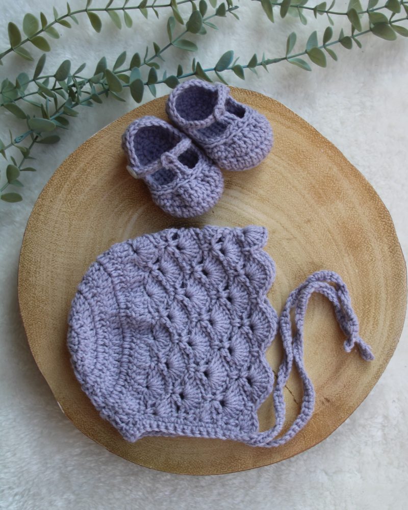 Lilac Baby Bonnet and Shoe Set for a Newborn Baby Girl