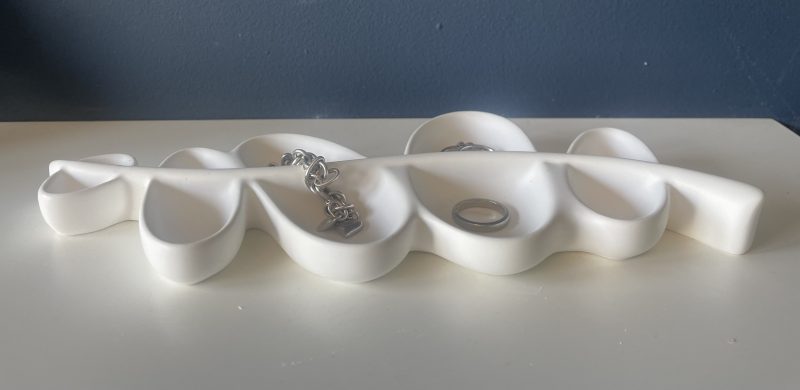 White eco resin leaf shaped trinket jewellery tray