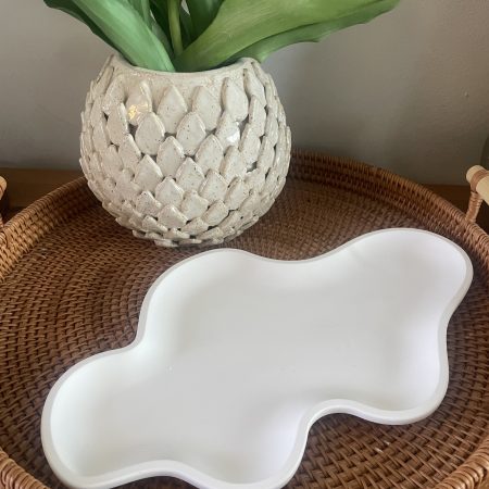 White eco resin irregular wavy design display, trinket or key tray