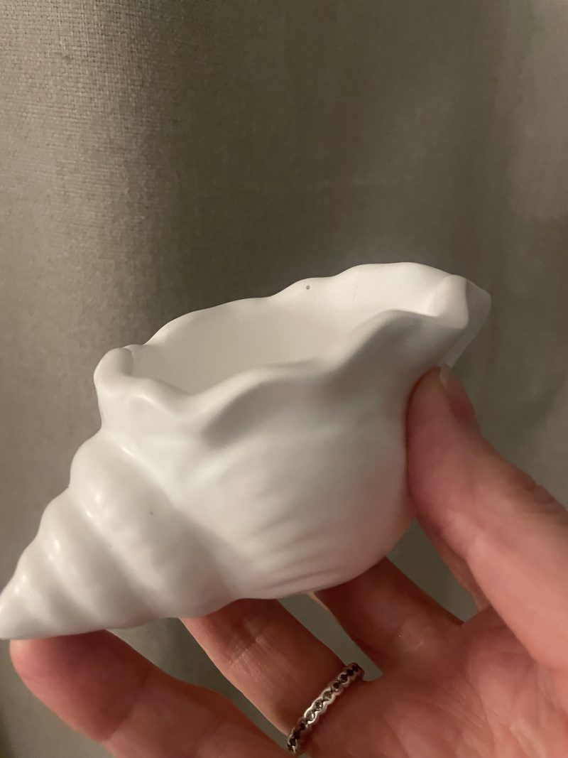 White eco resin conch shell and starfish decorative bowl set handmade