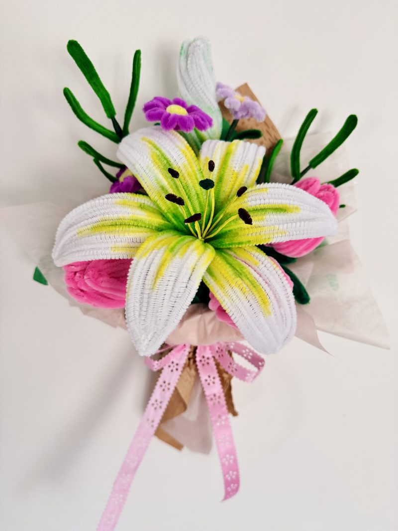 Soft day - handmade floral arrangement