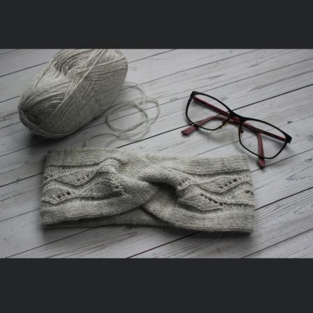 Handknitted headband/earwarmer