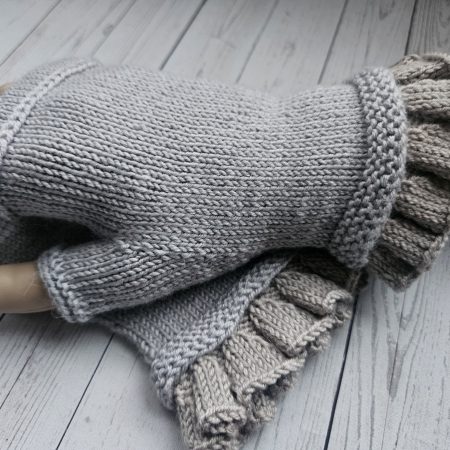 Handknitted luxury figerless mitts.
