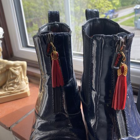 Boot charm/tassel red italian leather with