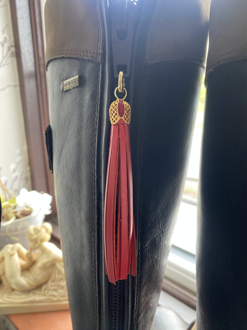 Boot charm/tassel red italian leather with