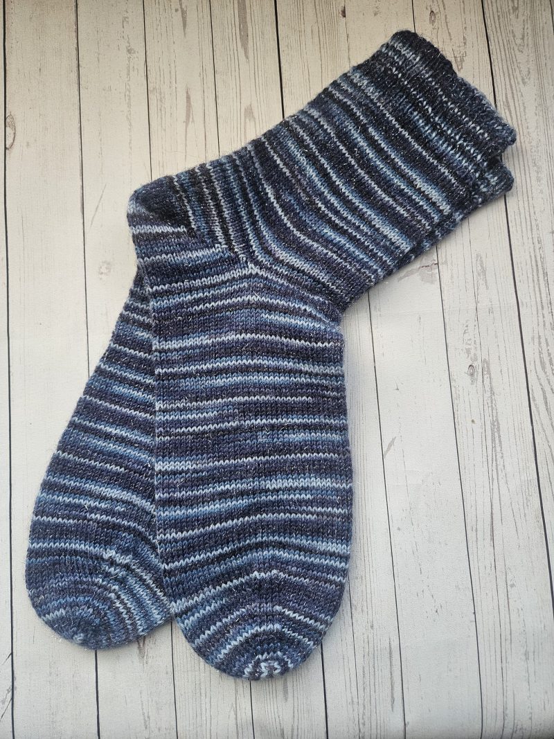 Handknitted socks. Mens size 9.