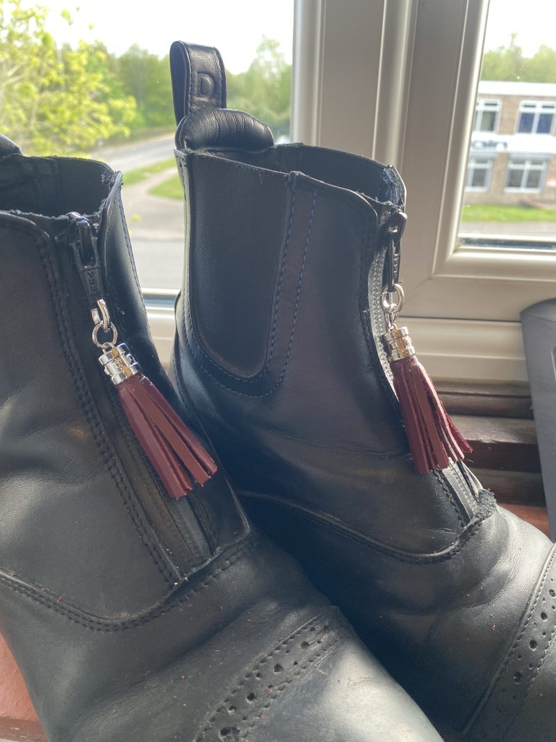 Boot charm / tassel italian leather with silver topper